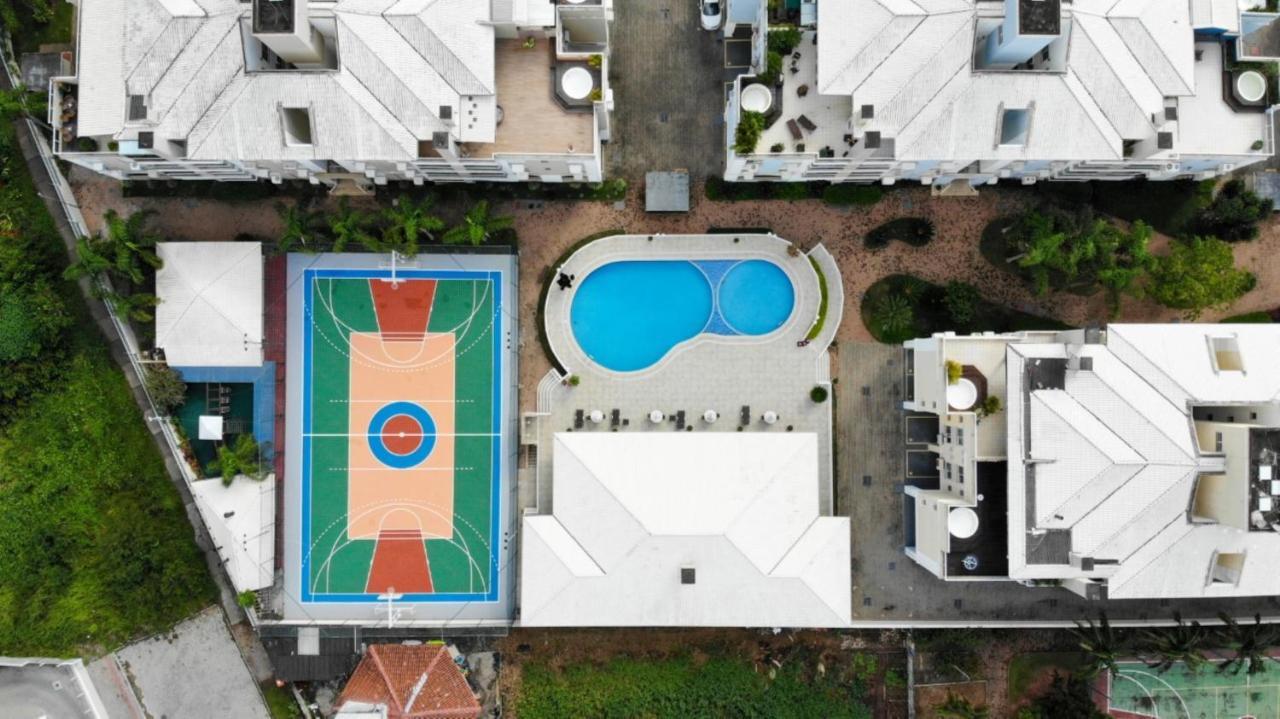 Villa Giardino - Condominio De Frente Para O Mar - Piscina, Quadra Esportiva, Churrasqueira - 5 Pessoas Florianópolis Extérieur photo